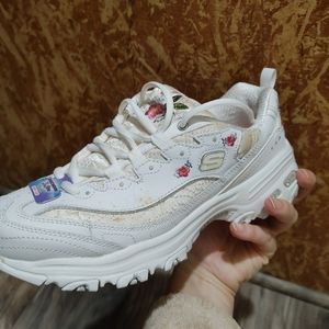 White Sketchers D'Lites Womens sneakers